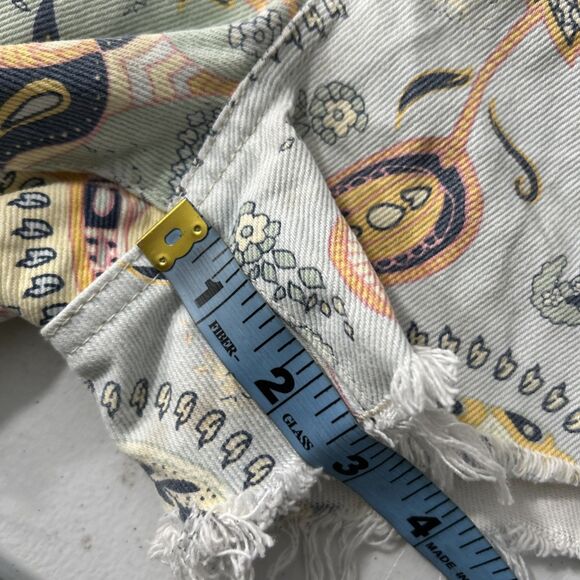 BLANKNYC Denim Shorts Womens 27 The Barrow Paisley Cut Off High Rise Frayed‎ Hem - Picture 6 of 6